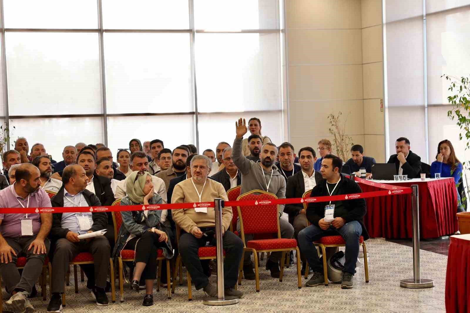 istanbulda-dorduncu-ihale-en-yuksek-taksi-plakasi-5-milyon-tlye-satildi