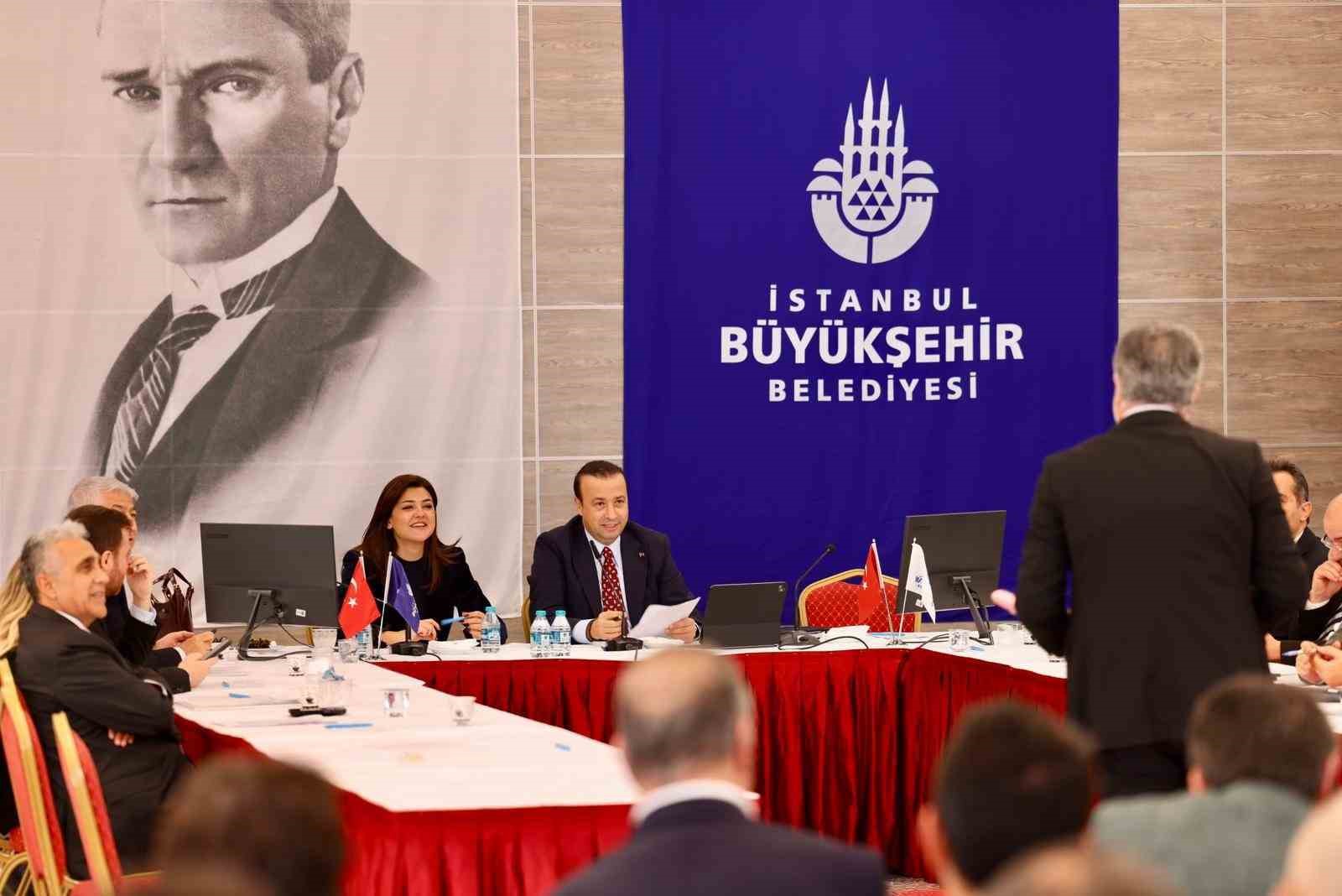 istanbulda-dorduncu-ihale-en-yuksek-taksi-plakasi-5-milyon-tlye-satildi