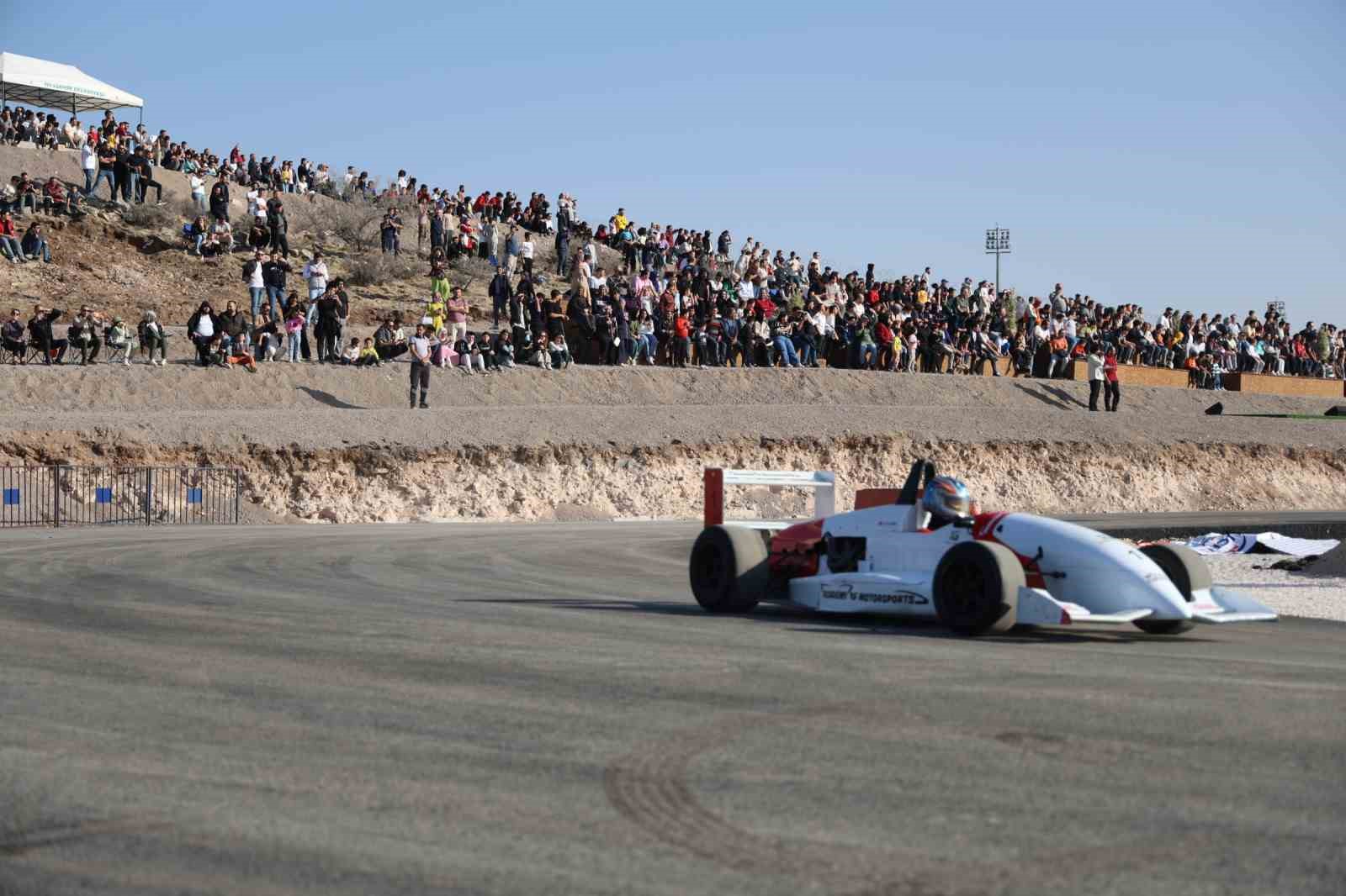 kapadokya-motor-sporlari-kompleksi-hizmete-acildi