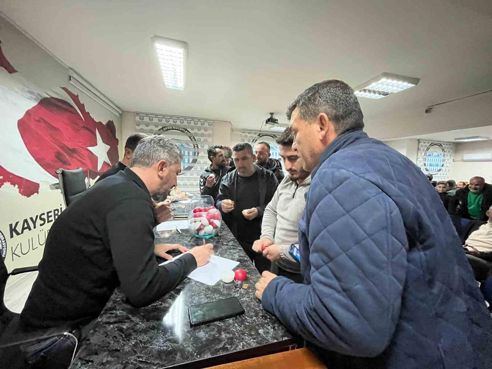 kayseri-u14-ligi-fikstur-cekimi-yapildi