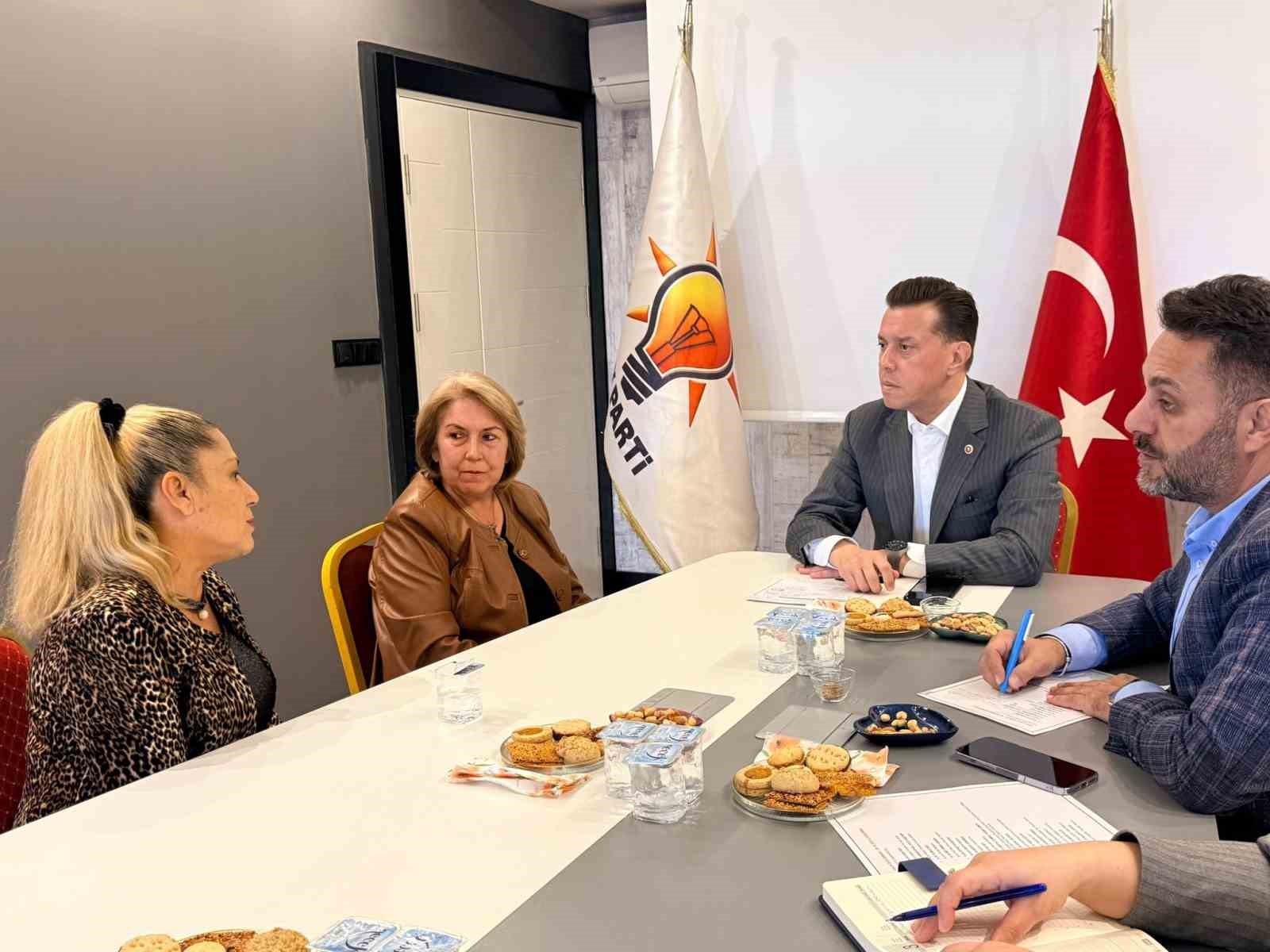 milletvekili-hatipoglu-vatandaslarla-bir-araya-geldi