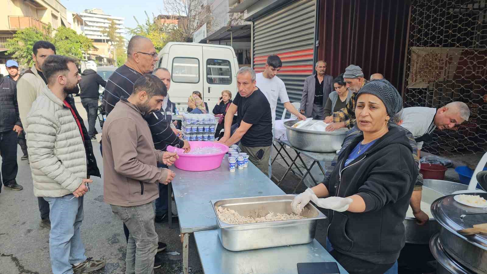 nazillide-sanayi-esnafi-imece-usulu-hayir-yapti