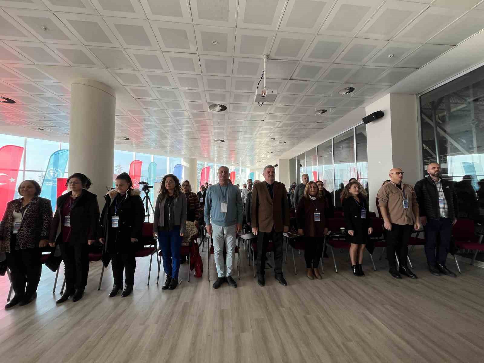 ozel-bireyleri-ve-babalari-icin-yurutulen-proje-masaya-yatirildi