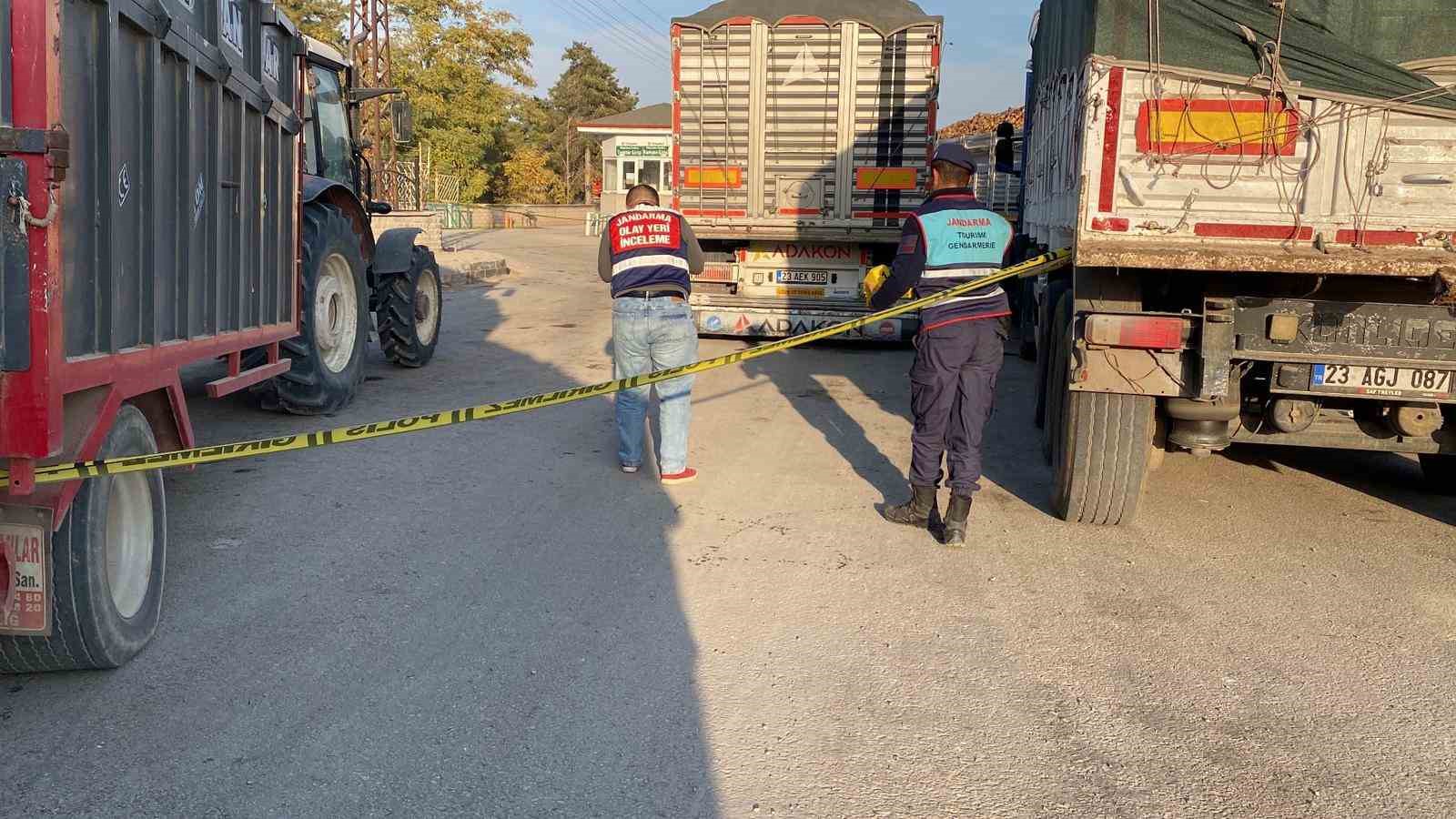 pancar-sirasinda-silahli-ve-bicakli-kavga-3-yarali