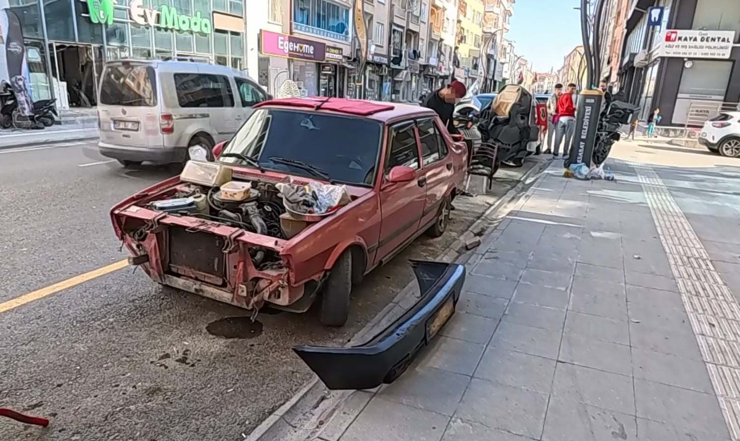 polis-uyariya-geldi-ahtim-var-benzin-dokup-yakacagim-dedi