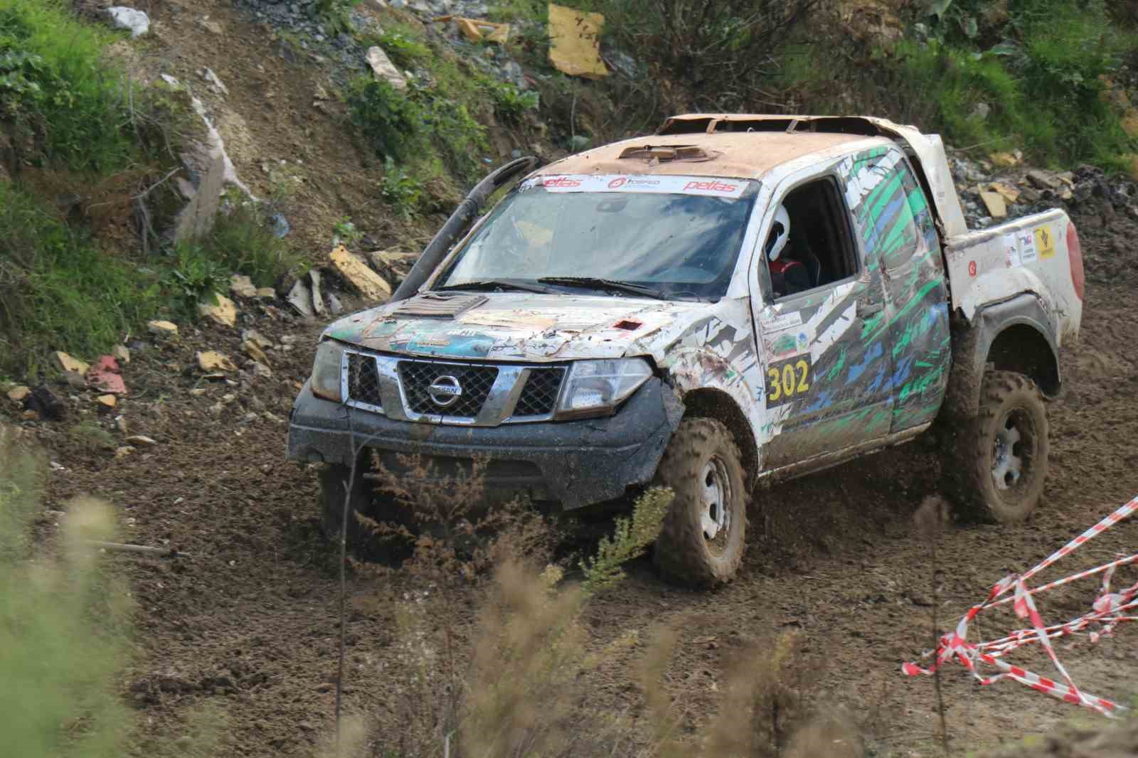rampada-camurda-sinirlari-zorladilar-turkiye-off-road-sampiyonasinin-6-ayak-yarislari-nefes-kesti