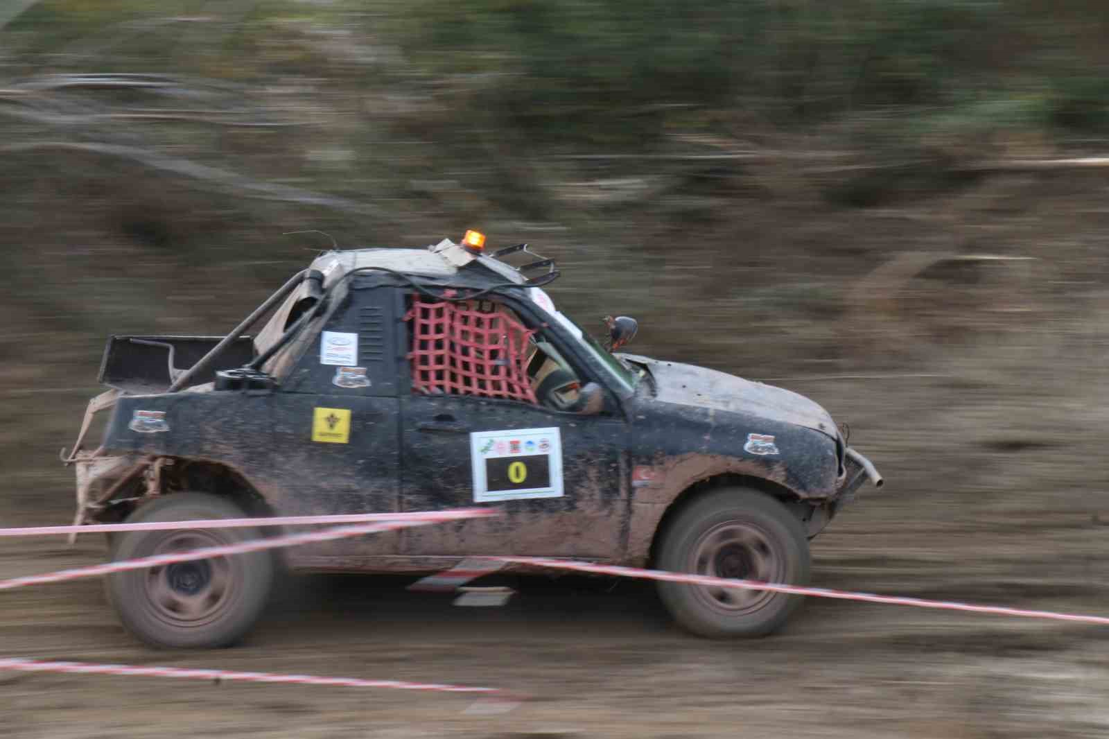 rampada-camurda-sinirlari-zorladilar-turkiye-off-road-sampiyonasinin-6-ayak-yarislari-nefes-kesti