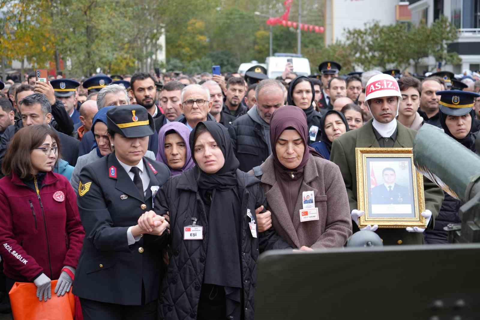 sehit-agabeye-polis-kardesin-yurek-yakan-vedasi