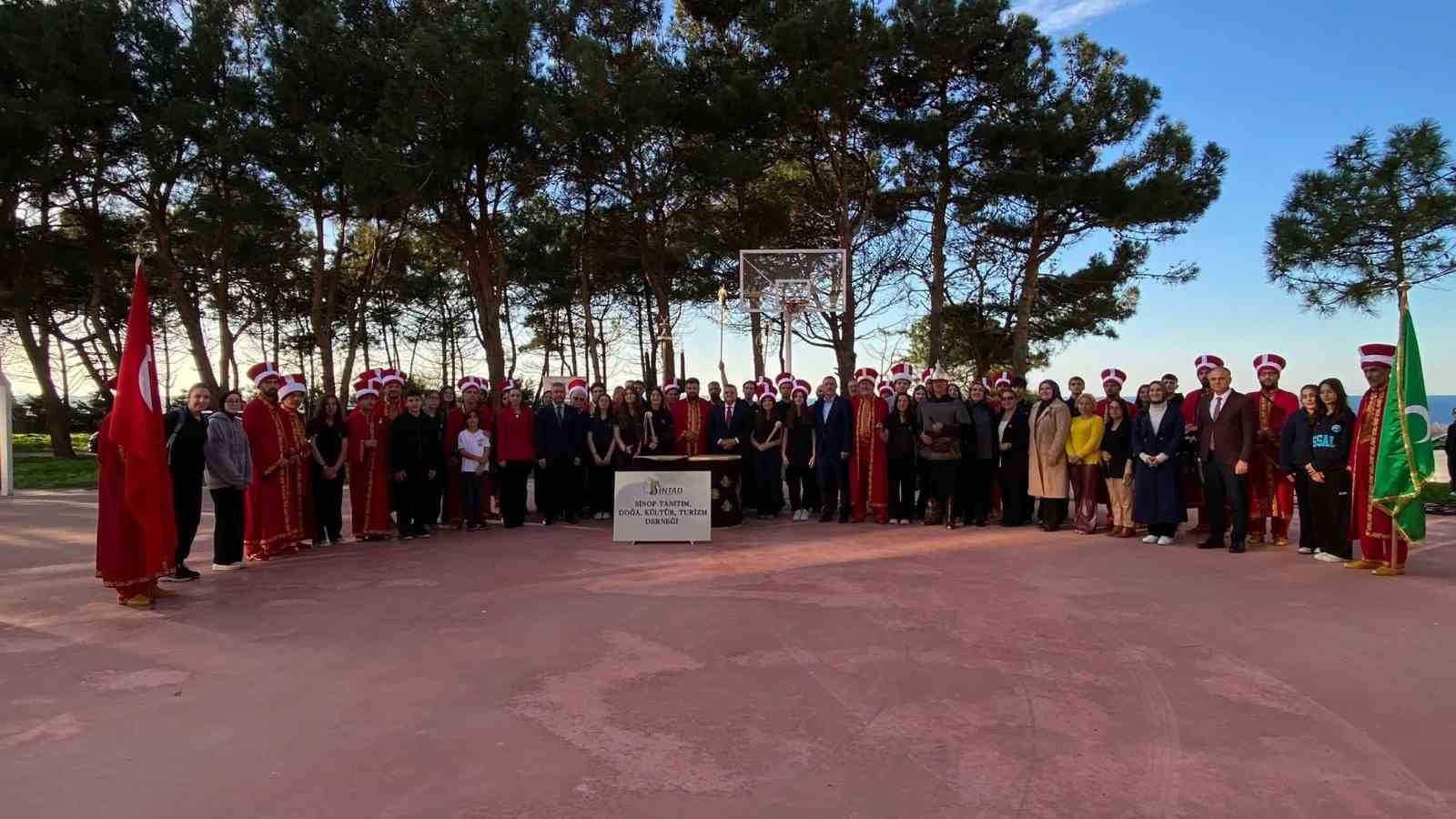 sinopta-811-yillik-fetih-gururu-mehter-sesleriyle-yankilandi