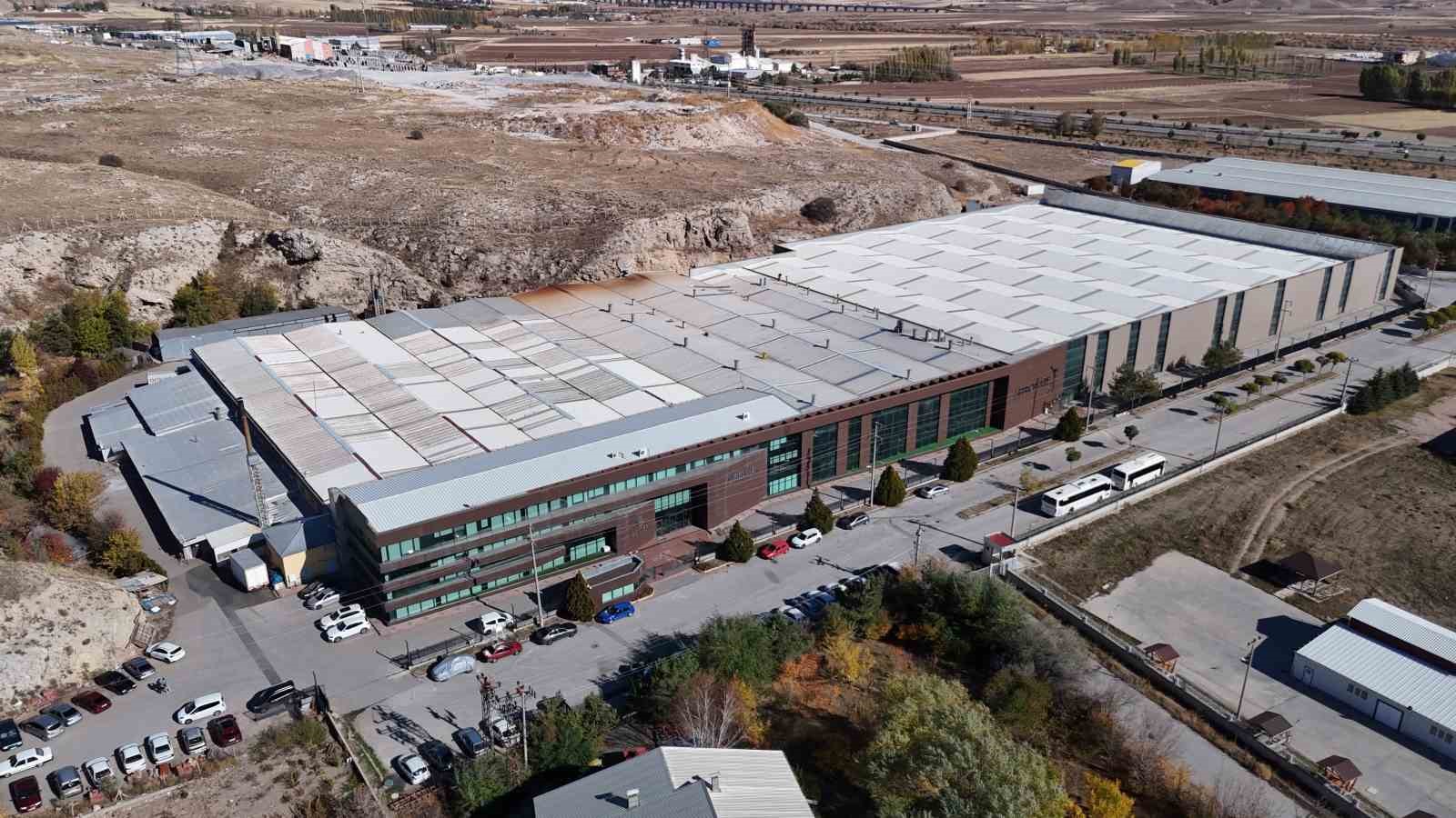 sivasta-uretim-yapan-firma-100den-fazla-ulkeye-ihracat-yaparak-turkiyenin-gururu-oldu