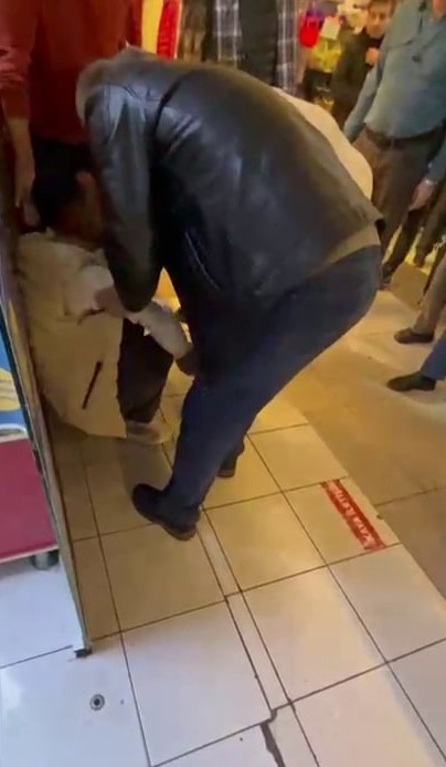 supheliyi-kirik-fayans-durdurdu