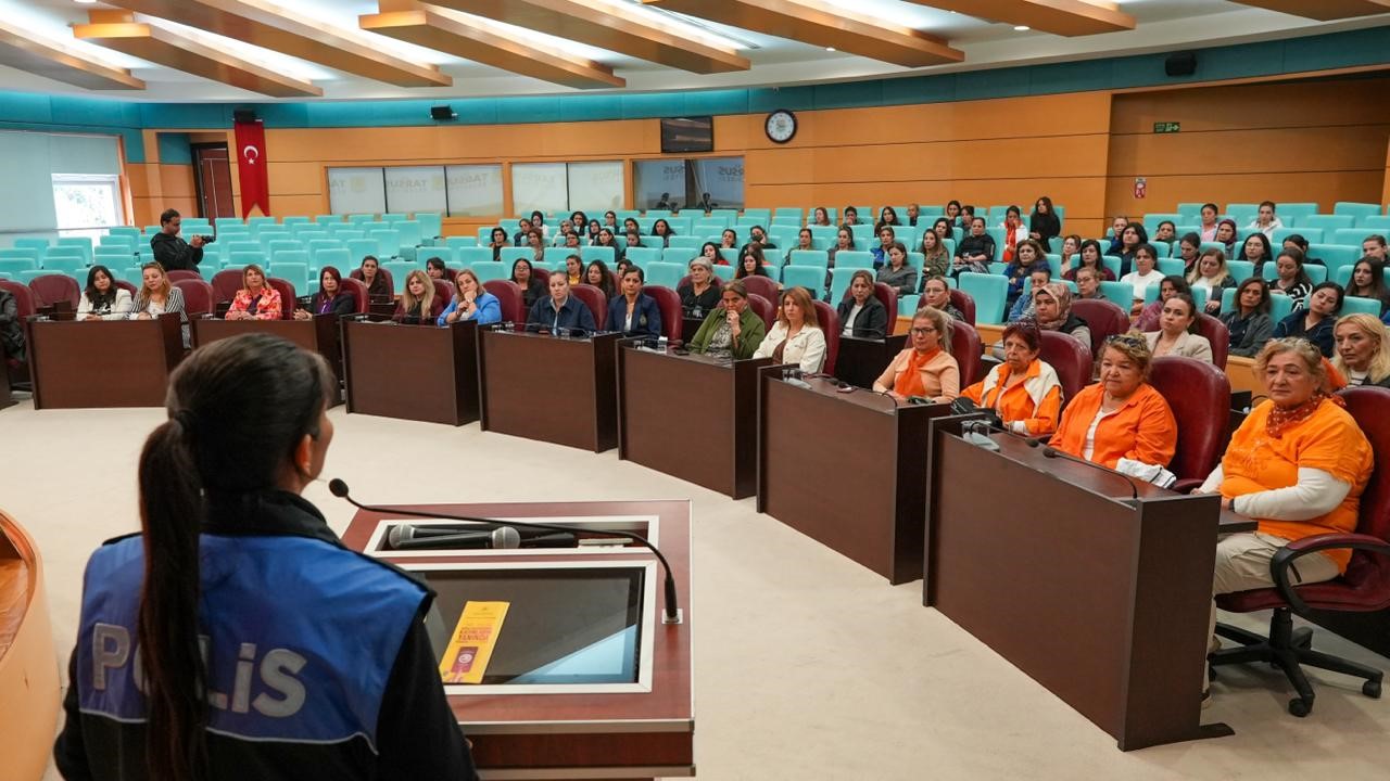 tarsusta-kadina-siddetle-mucadele-icin-farkindalik-programi