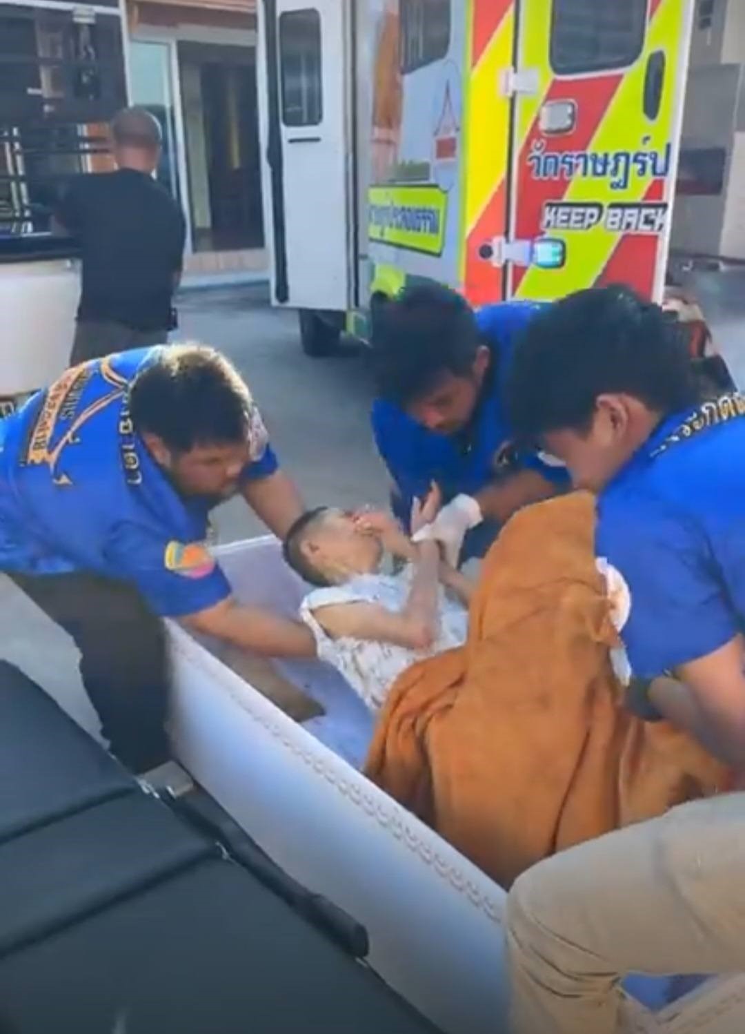 taylandda-oldu-sanilan-kadin-cenaze-toreninde-canli-bulundu