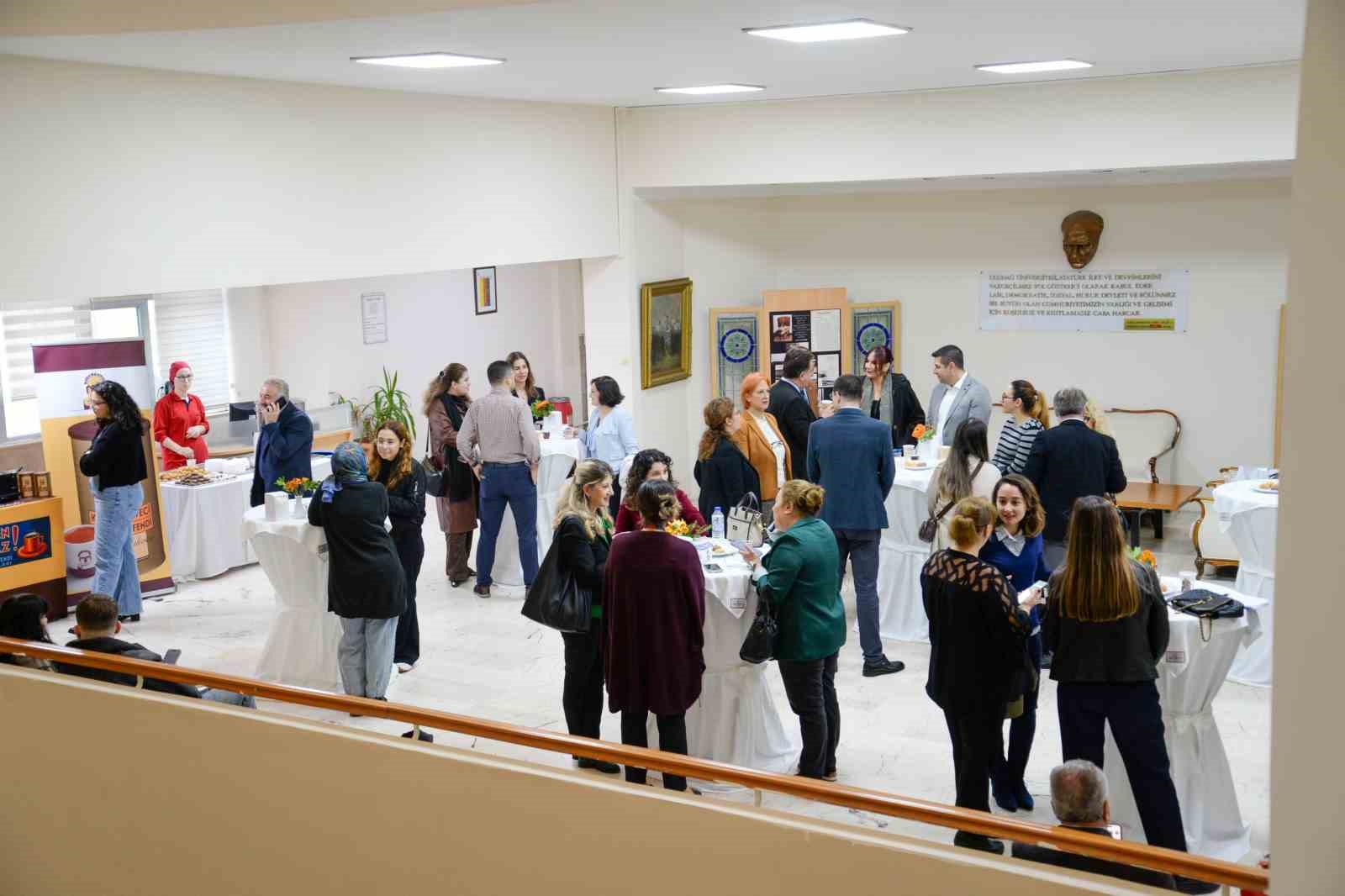 tematik-kahve-gunlerinde-kanser-arastirmalari-konusuldu