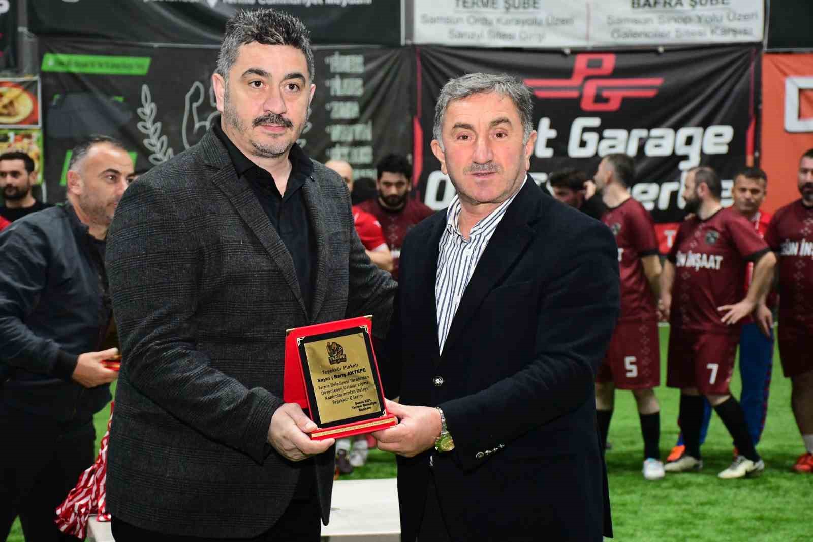 termede-futbol-turnuvasi-soleni