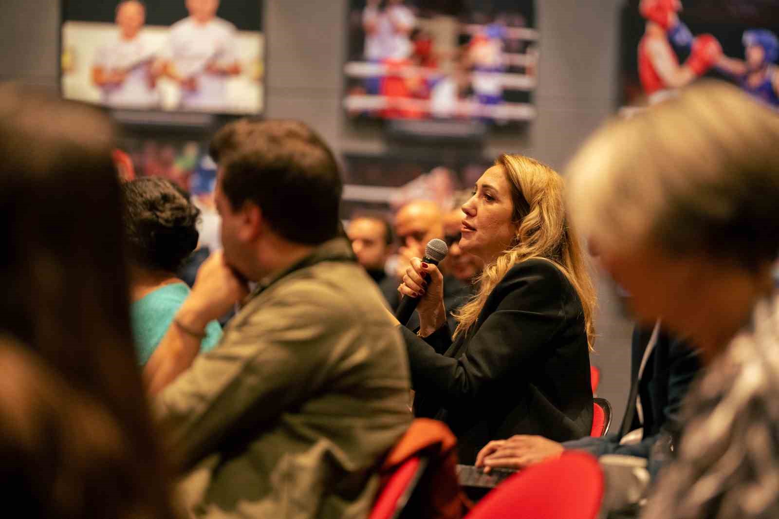 tmok-kultur-sanat-ve-spor-komisyonu-turkiyenin-onde-gelen-sanat-kuruluslariyla-bir-araya-geldi