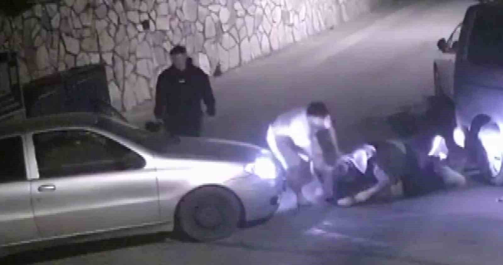 uskudarda-yol-verme-tartismasi-yumruklu-kavgaya-donustu