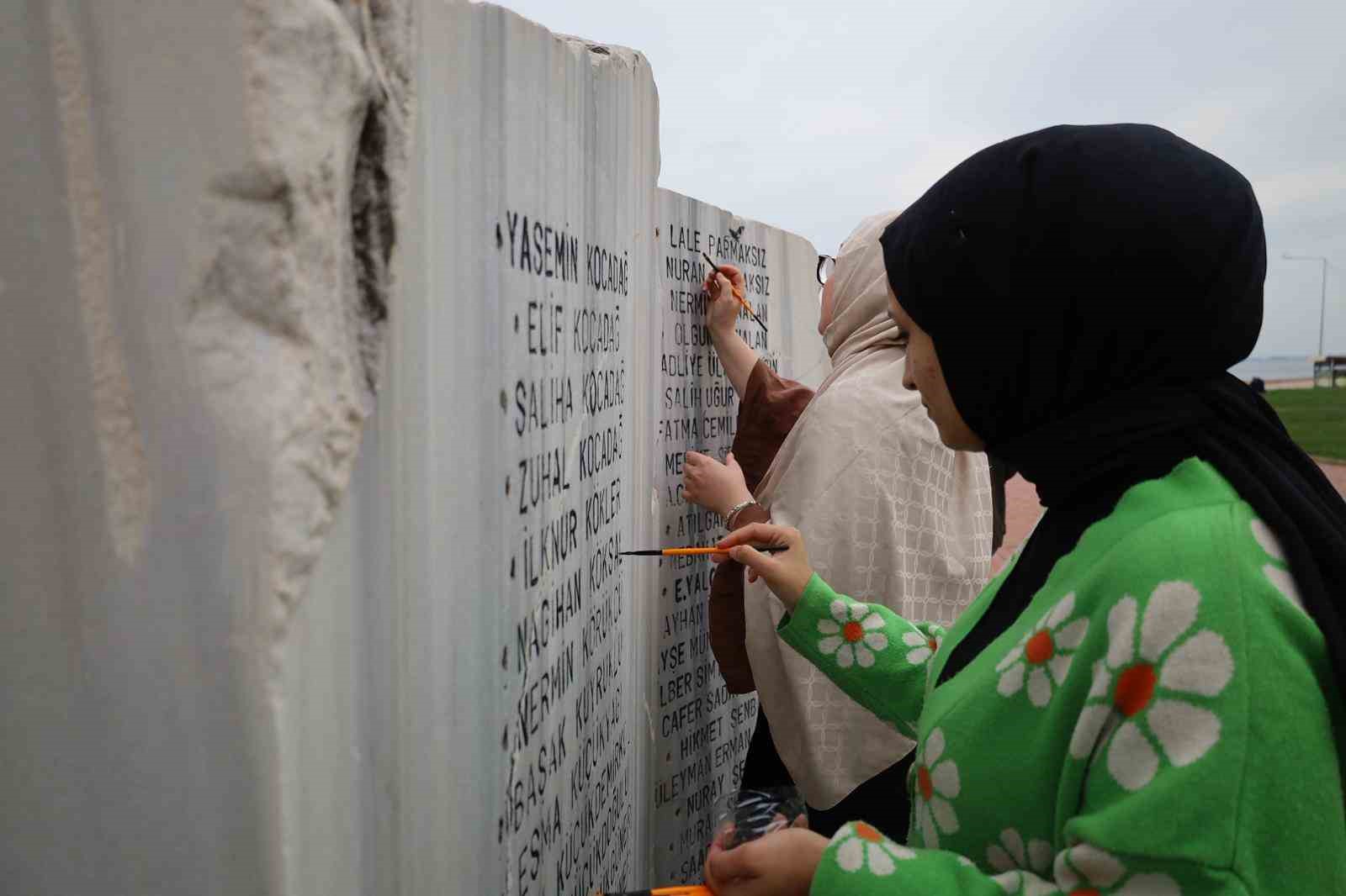 deprem-anitinda-genclerden-anlamli_calisma