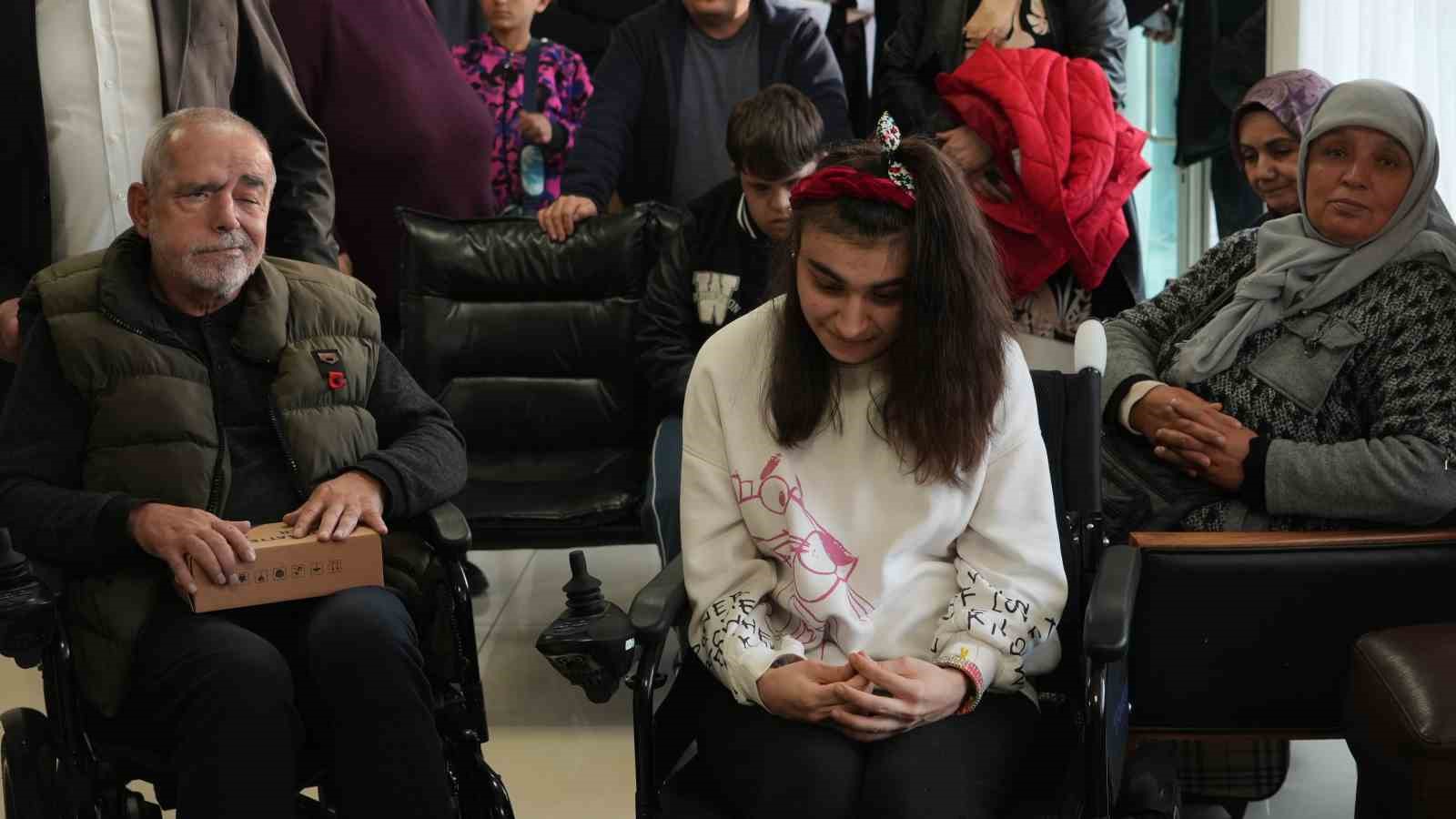 engellilere-anlamli-hediye