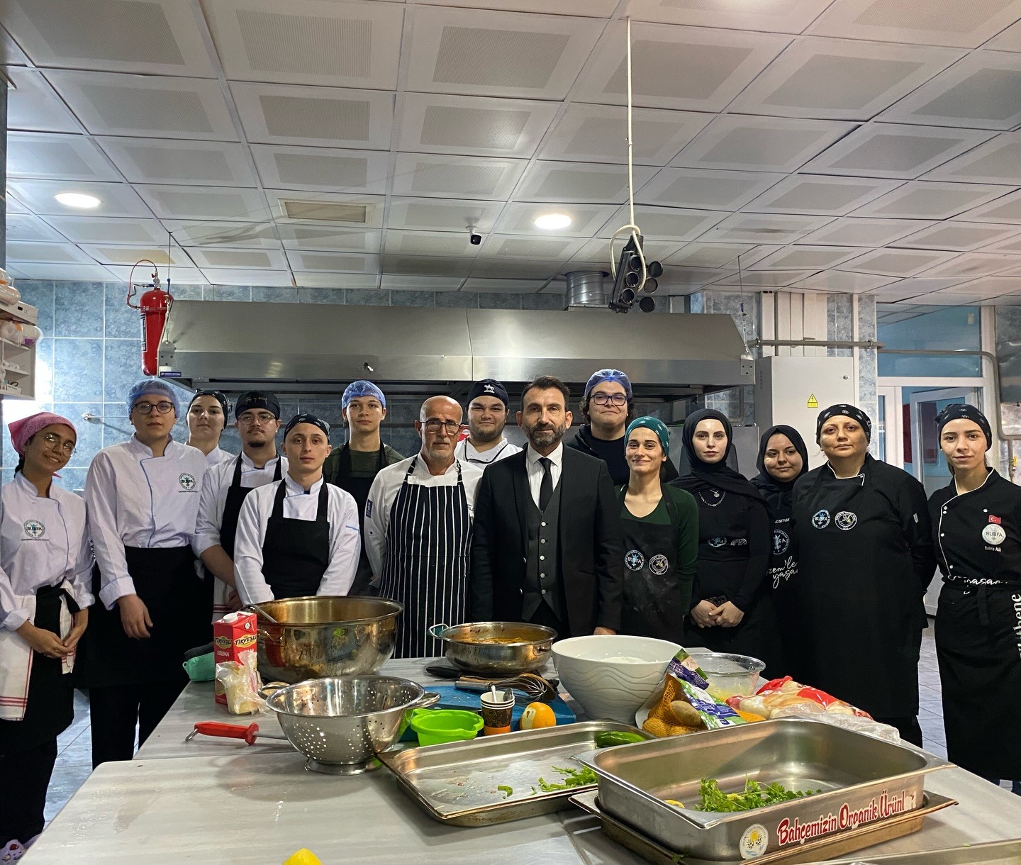 fakultede-balik-ve-deniz-urunleri-atolyesi-duzenlendi