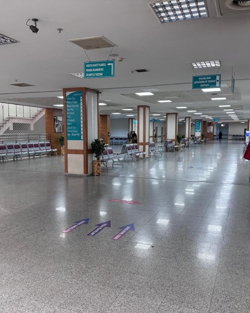 karabuk-egitim-ve-arastirma-hastanesinde-fiziki-altyapi-yenileme-calismalari-suruyor