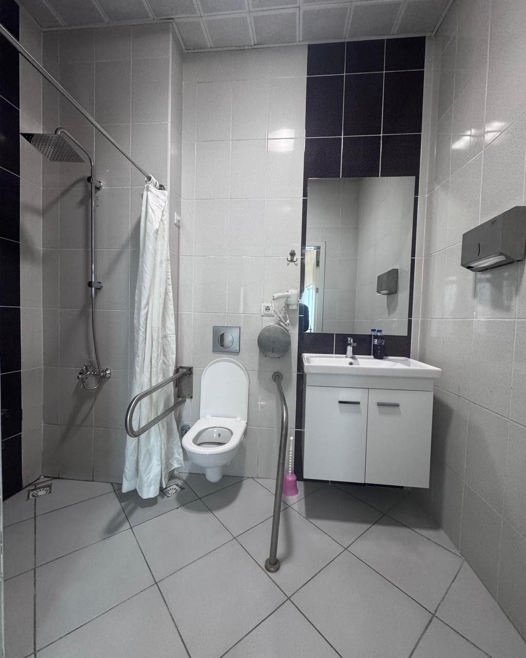 karabuk-egitim-ve-arastirma-hastanesinde-fiziki-altyapi-yenileme-calismalari-suruyor