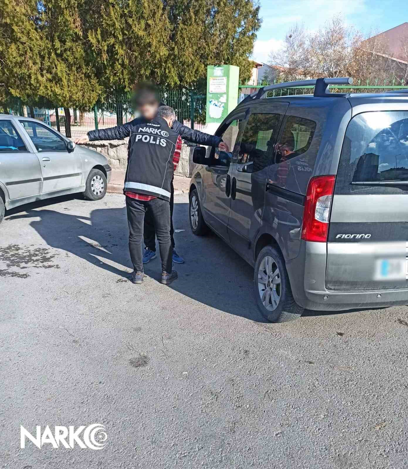 narko-okul-uygulamasinda-19-sahis-sorgulandi