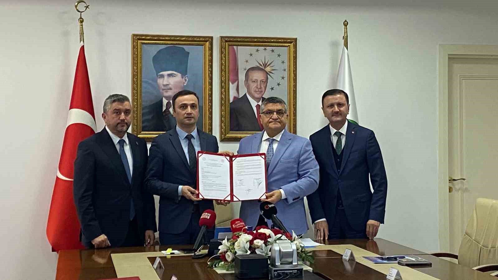 sinopta-turizmi-canlandiracak-projelerde-imzalar-atildi