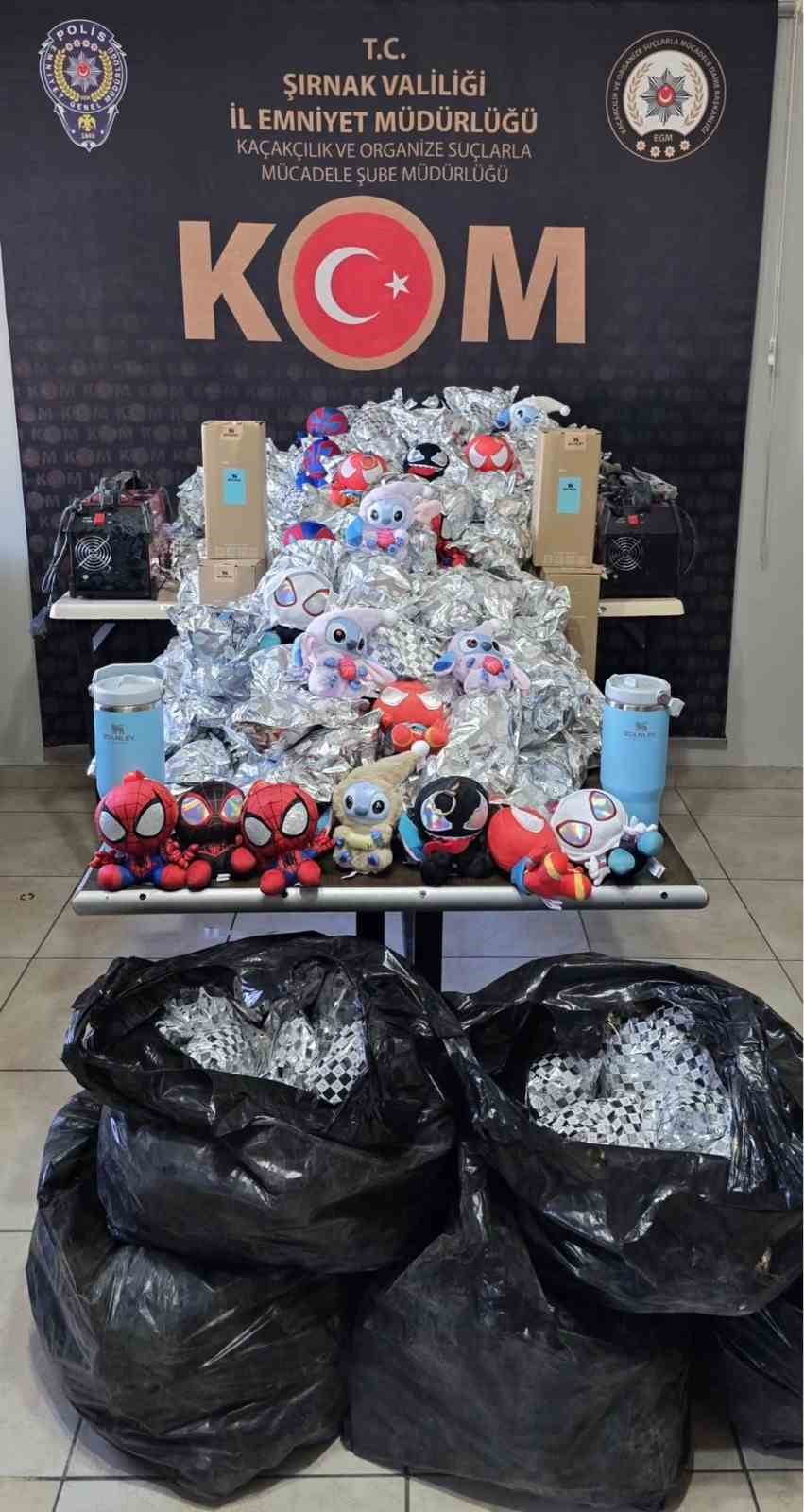 sirnakta-jandarma-10-milyon-liralik-kacak-malzeme-ele-gecirdi