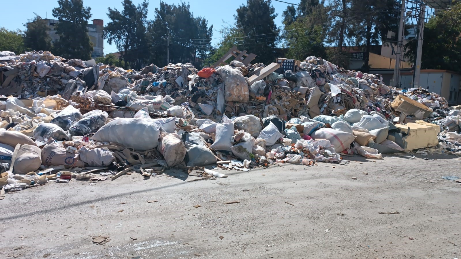 bucada-cop-yangini-30-milyon-lira-zarar