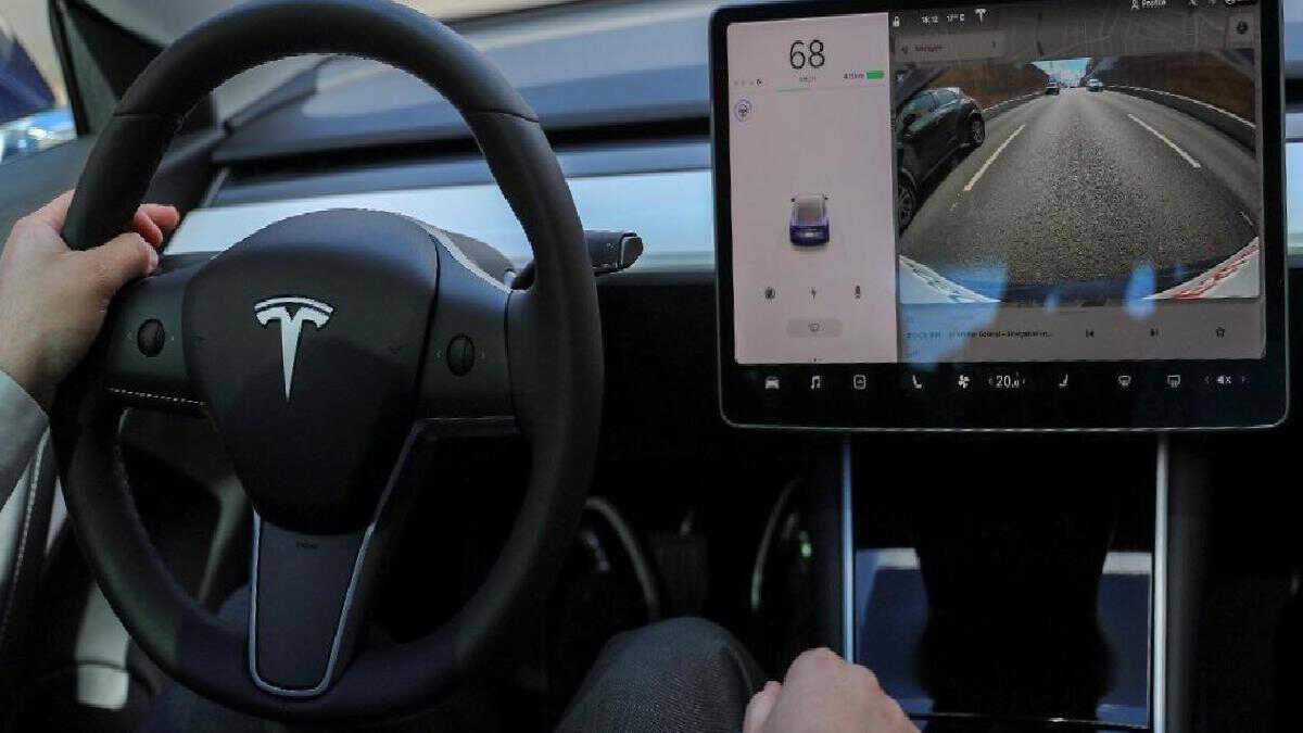 Tesla binlerce otomobilini geri çağırdı