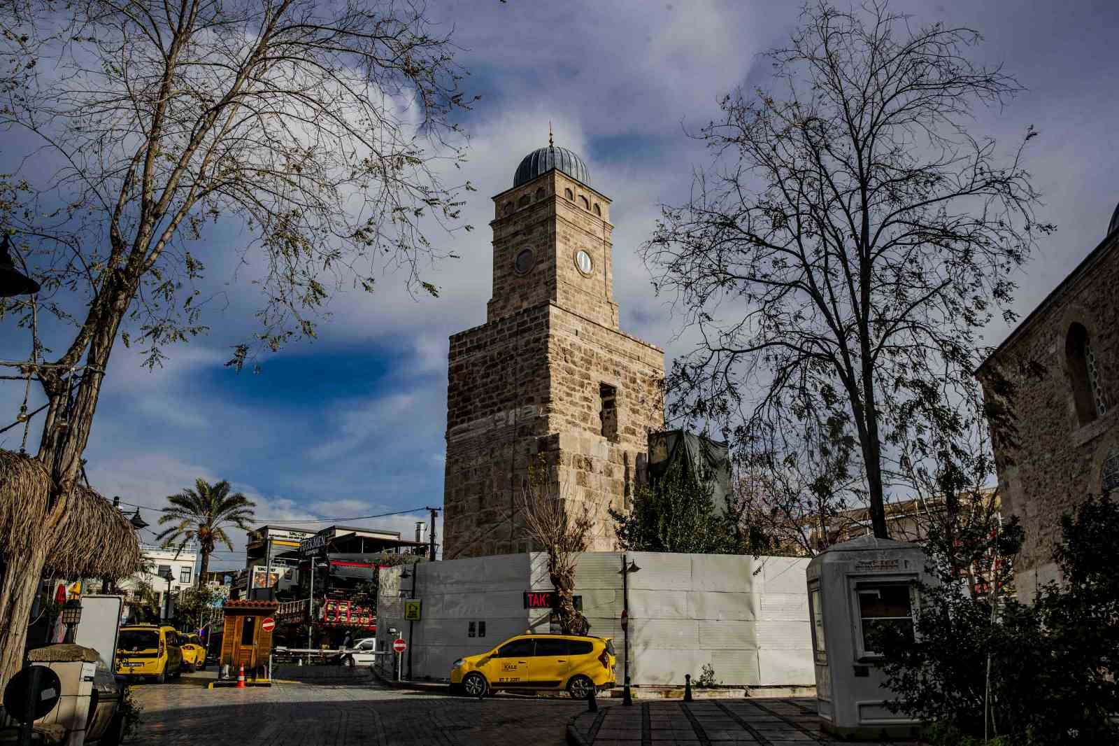 Antalyanin Simgesi Saat Kulesi Saatine Kavusuyor 1 U2Zultjm