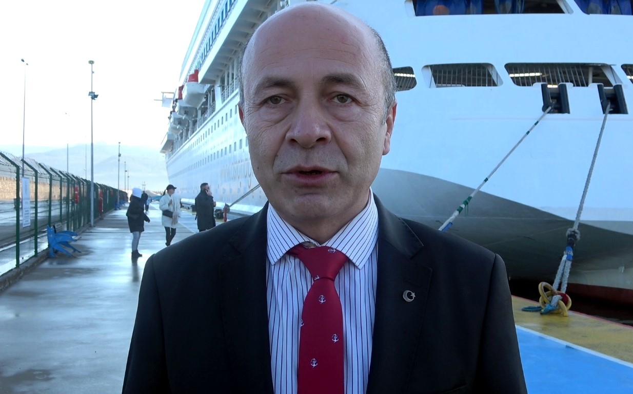 Rus Turistleri Tasiyan Dev Gemi Donemin Son Seferini Gerceklestirdi 5 Onoum9Es