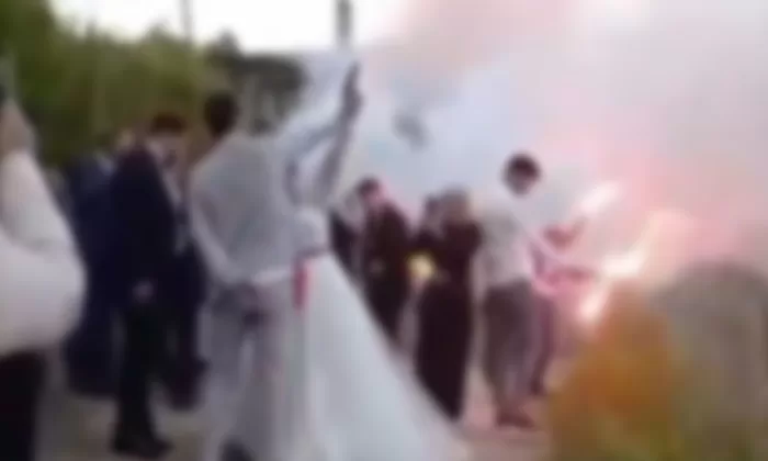 Düğünde Havaya Ateş Açan İki Kişi Polisten Kaçamadı